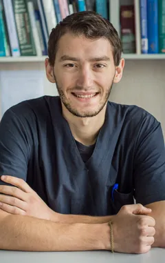 Иван Иванов
